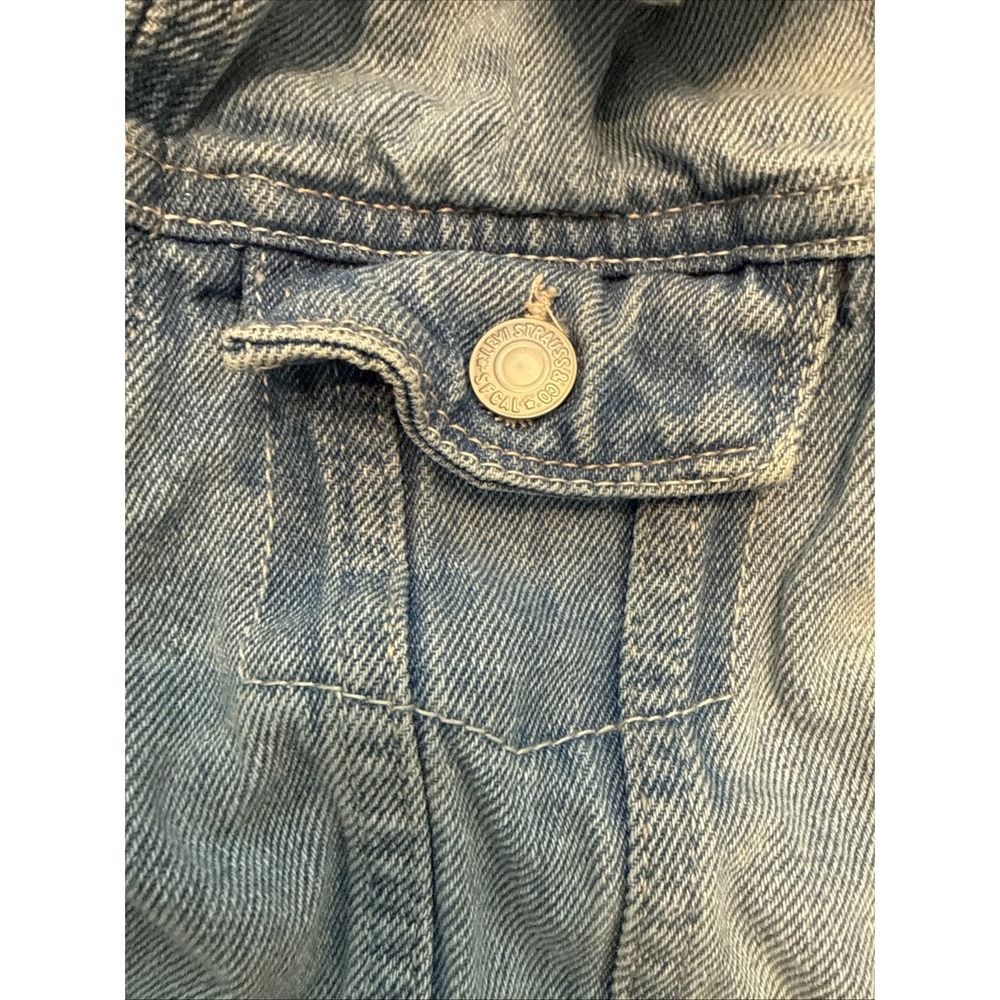 Levi's Denim Jacket Kids Size Medium Blue Good Repaired Trucker Jacket - Picture 8 of 16